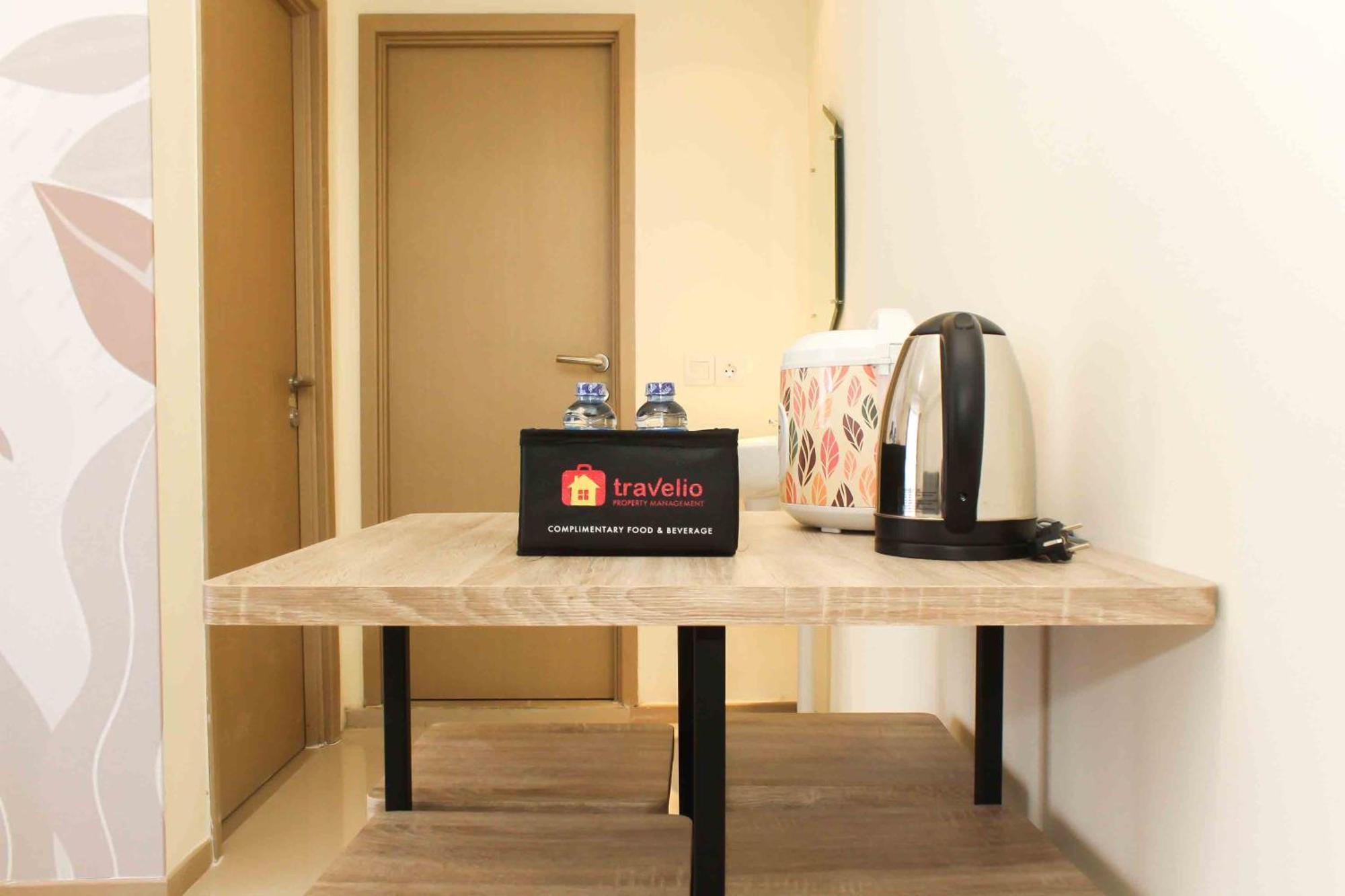 Good Place 2br Meikarta By Travelio Apartemen